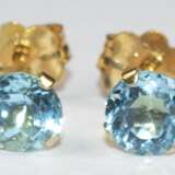 Ohrstecker, GG 10 kt./ 416er, Blautopas, Durchmesser ca. 4 mm - photo 1