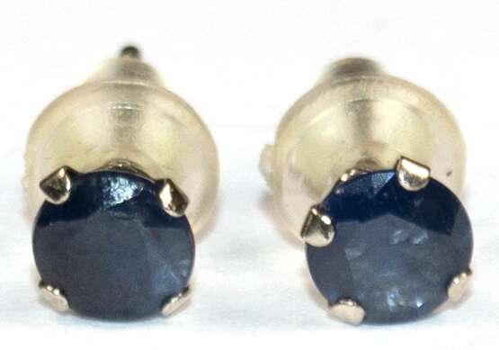 Ohrstecker, 416er WG, 10 kt., blaue Saphire ca. 4 mm Durchmesser, Silikonaufstecker, - Foto 1