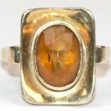 CitrinRing, 585er GG, rechteckiger Ringkopf besetzt mit oval facettiertem Citrin in Zargenfassung, Ges.-Gew. 4,94 g, RG 53 - фото 1