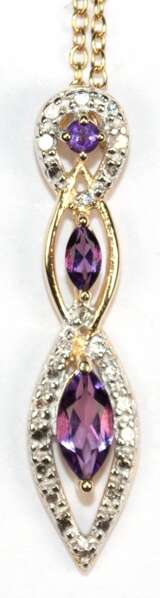 Kette mit Anhänger, Länge ca. 2,9 cm, 925er Silber, vergoldet, Amethyste und ein kleiner Diamant, Kettenlänge ca. 46 cm - photo 1