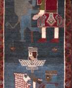 Carpets & Textiles. Gabeh, Iran, blaugrundig, figürlich gemustert, 140x55 cm