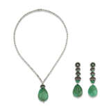 SET OF CARVED EMERALD, DIAMOND AND SAPPHIRE JEWELLERY - photo 1
