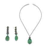 SET OF CARVED EMERALD, DIAMOND AND SAPPHIRE JEWELLERY - photo 3