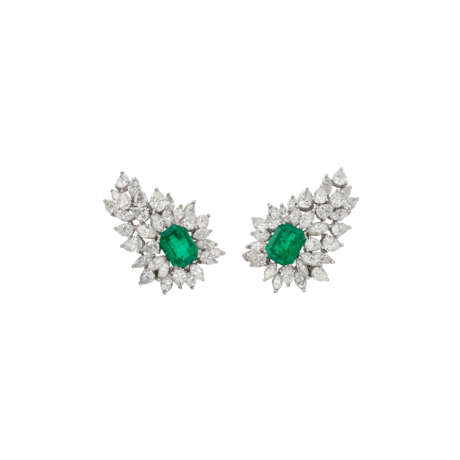 NARDI EMERALD AND DIAMOND EARRINGS - photo 1 NARDI EMERALD AND DIAMOND EARRINGS - photo 1