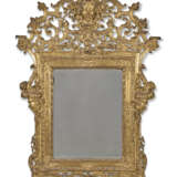 AN ITALIAN GILTWOOD MIRROR - photo 1
