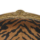 A PAIR OF LOUIS XV GILTWOOD BERGERES - photo 4