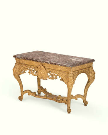 A PAIR OF FRENCH GILTWOOD CONSOLE TABLES - фото 3