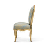 A SET OF FOUR LOUIS XV GILTWOOD CHAISES - фото 3
