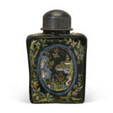 A DUTCH ‘DELFT NOIR’ RECTANGULAR CHINOISERIE TEACADDY AND A SILVER COVER - photo 2