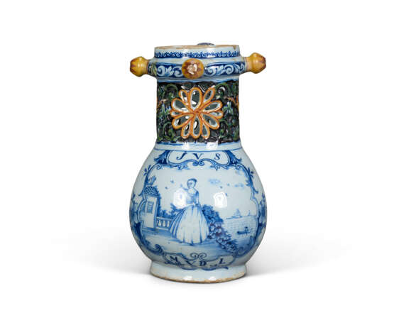 A DUTCH DELFT MIXED TECHNIQUE PUZZLE JUG - Foto 2