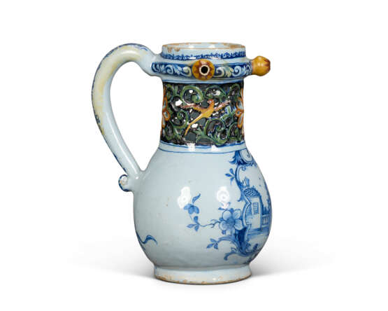 A DUTCH DELFT MIXED TECHNIQUE PUZZLE JUG - Foto 5