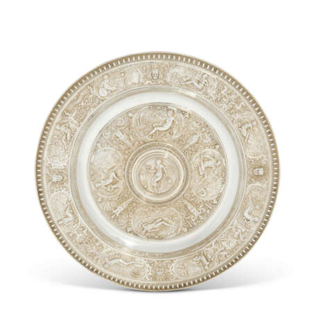 A VICTORIAN SILVER SIDEBOARD DISH IN THE FORM OF THE TEMPERANTIA BASIN - photo 1 A VICTORIAN SILVER SIDEBOARD DISH IN THE FORM OF THE TEMPERANTIA BASIN - photo 1