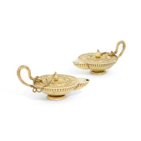 A PAIR OF GEORGE III SILVER-GILT CIGAR LIGHTERS - photo 1 A PAIR OF GEORGE III SILVER-GILT CIGAR LIGHTERS - photo 1