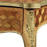 A LOUIS XV ORMOLU-MOUNTED TULIPWOOD, ROSEWOOD, HAREWOOD, SYCAMORE, AND FRUITWOOD PARQUETRY OCCASIONAL TABLE - photo 5