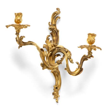 A PAIR OF ROYAL LOUIS XV ORMOLU TWO-LIGHT WALL-LIGHTS - фото 2 A PAIR OF ROYAL LOUIS XV ORMOLU TWO-LIGHT WALL-LIGHTS - фото 2