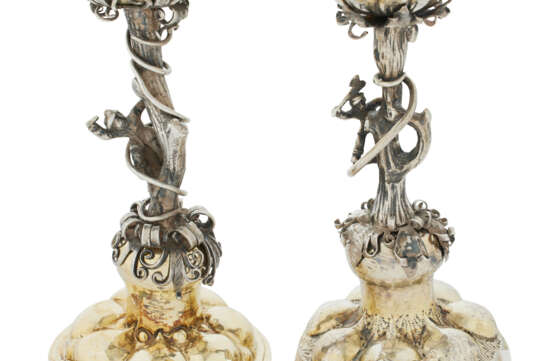 DEUX COUPES ET LEURS COUVERCLES DITES TRAUBENPOKAL EN VERMEIL ET ARGENT ALLEMAND - фото 2