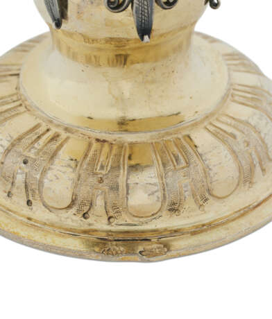 COUPE ET SON COUVERCLE ALLEMANDS DITE 'TRAUBENPOKAL' EN VERMEIL ET ARGENT - фото 4