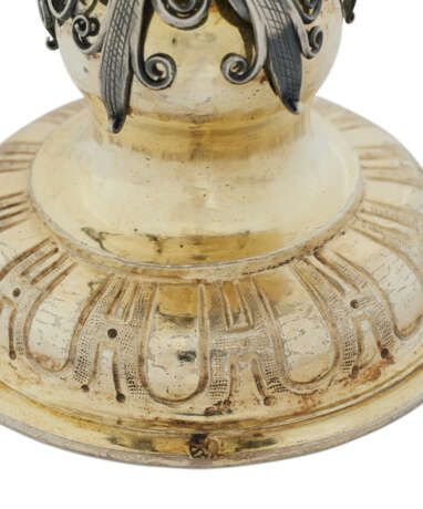 COUPE ET SON COUVERCLE ALLEMANDS DITE 'TRAUBENPOKAL' EN VERMEIL ET ARGENT - фото 5