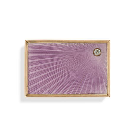 A JEWELLED AND GUILLOCHÉ ENAMEL GOLD-MOUNTED MATCH-BOX HOLDER - Foto 2 A JEWELLED AND GUILLOCHÉ ENAMEL GOLD-MOUNTED MATCH-BOX HOLDER - Foto 2