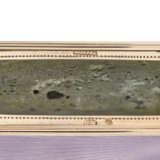 A JEWELLED AND GUILLOCH&#201; ENAMEL GOLD-MOUNTED MATCH-BOX HOLDER - Foto 4