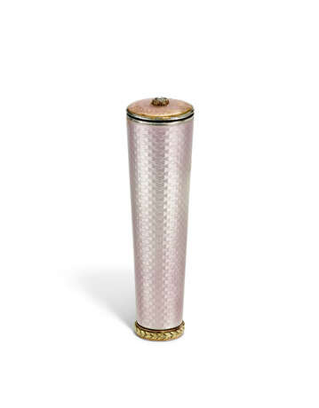 A JEWELLED AND GUILLOCHÉ ENAMEL GOLD-MOUNTED PARASOL HANDLE - Foto 1 A JEWELLED AND GUILLOCHÉ ENAMEL GOLD-MOUNTED PARASOL HANDLE - Foto 1