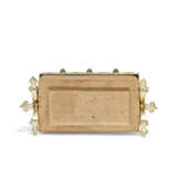 A GEM-SET SILVER-GILT MOUNTED CLAY BRICK MATCH HOLDER - Foto 4