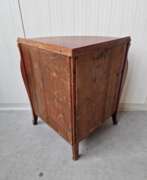 Produktkatalog. Corner cabinet with inlays