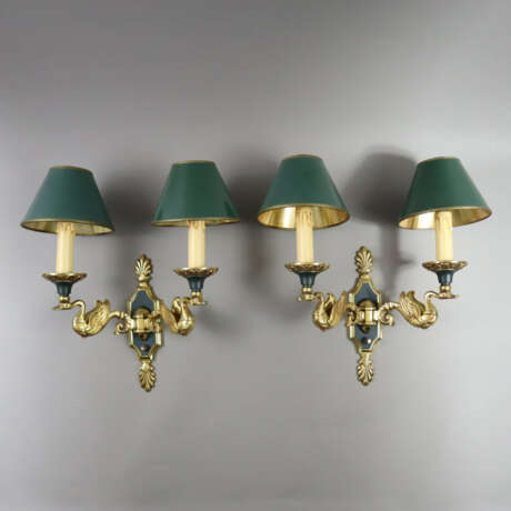 Ein Paar Wandlampen mit Schwanenarmen im Empire-St… - Foto 1