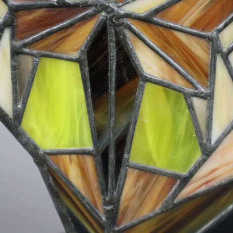 Tischlampe im Tiffany-Stil - 2. Hälfte 20. Jh., ge… - фото 2 Tischlampe im Tiffany-Stil - 2. Hälfte 20. Jh., ge… - фото 2