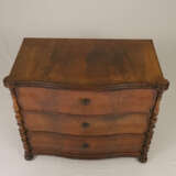 Kommode - 19. Jh., Mahagoni, dreischubiger geschwe… - photo 2