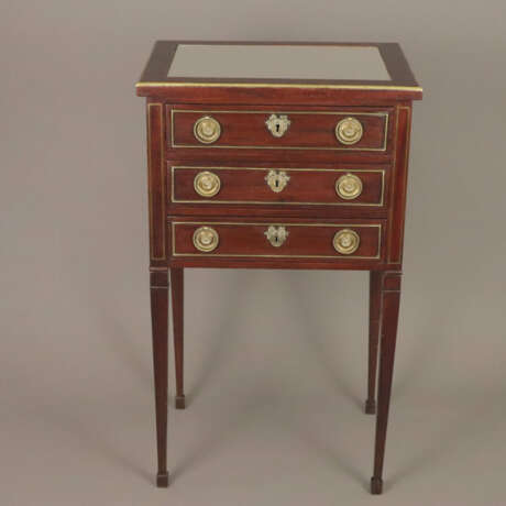 Pfeilerkommode im Louis-XVI-Stil - 19. Jh., Mahago… - Foto 1 Pfeilerkommode im Louis-XVI-Stil - 19. Jh., Mahago… - Foto 1