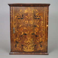 Kleiner Kabinettschrank - hochrechteckiger, eintür…