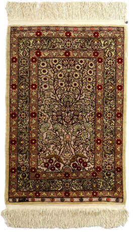 Hereke Seidenteppich - Seide und Goldfäden, signie… - photo 1