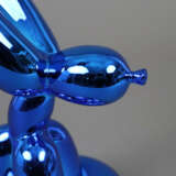 Koons, Jeff (*1955, nach) - "Balloon Rabbit" (Blue… - photo 2