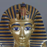 Zwei Museumsrepliken nach altägyptischen Statuen -… - фото 2