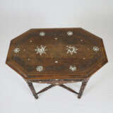 Beistelltisch in orientalischer Stilform, sog. "ma… - photo 2