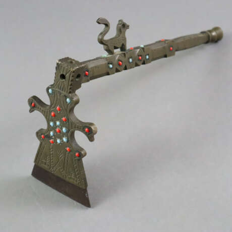 Dekoratives Zuckerbeil - Persien bzw. Nordafrika, … - photo 1 Dekoratives Zuckerbeil - Persien bzw. Nordafrika, … - photo 1