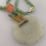 Kette mit Jade-Anhänger - China, 20.Jh., seladonfa… - Foto 2