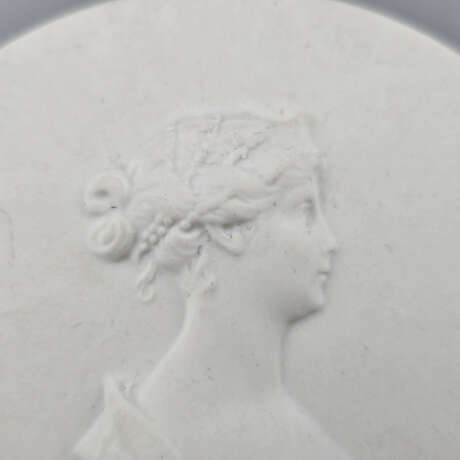 Portraitmedaille "Königin Luise" - KMP Berlin, Ent… - фото 2 Portraitmedaille "Königin Luise" - KMP Berlin, Ent… - фото 2
