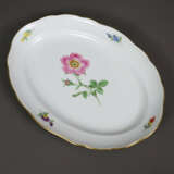 Ovalplatte mit Blumenmalerei - Meissen, 20.Jh., Po… - Foto 1