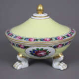 Deckeldose - Nymphenburg, Porzellan, glasiert, zit… - фото 1