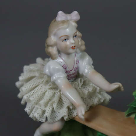 Figurengruppe "Mädchen auf der Wippe" - Sitzendorf… - Foto 2