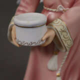 "Engel mit Kerzenhalter" - Kaiserporzellan, polych… - Foto 2