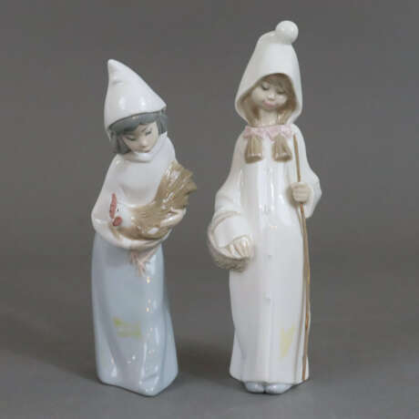 2 Krippenfiguren "Schäferin mit Huhn" und "Schäfer… - фото 1