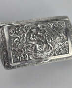 Silverware. Zierdose - Silber (geprüft), innen vergoldet, läng…