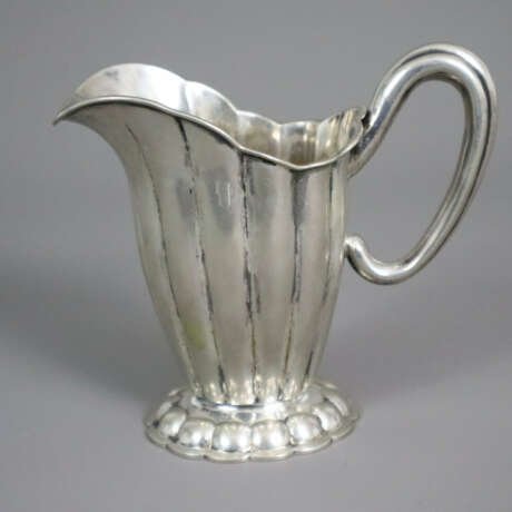 Wiener Sahnegießer - 800er Silber, Wien ab 1922, g… - Foto 1 Wiener Sahnegießer - 800er Silber, Wien ab 1922, g… - Foto 1