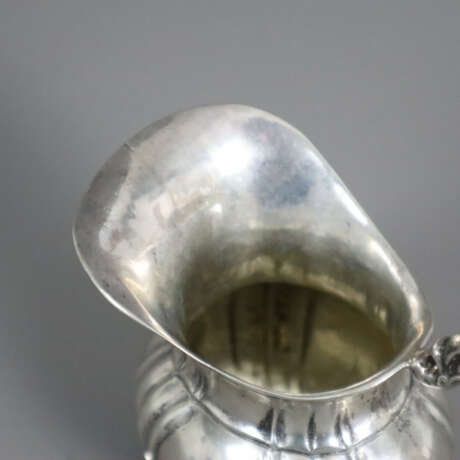 Sahnegießer im Barockstil - 800er Silber, deutsch,… - фото 2