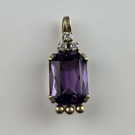 18K-Amethystanhänger - Gelbgold 750/000 (18K), ges… - photo 1 18K-Amethystanhänger - Gelbgold 750/000 (18K), ges… - photo 1