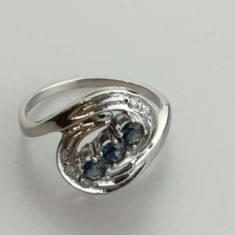Filigraner Goldring mit Saphiren und Diamanten - W… - Foto 1