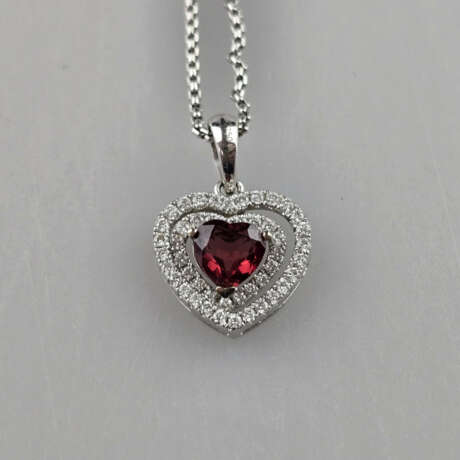 Diamant-Herzanhänger mit Kette - Anhänger Weißgold… - photo 1 Diamant-Herzanhänger mit Kette - Anhänger Weißgold… - photo 1